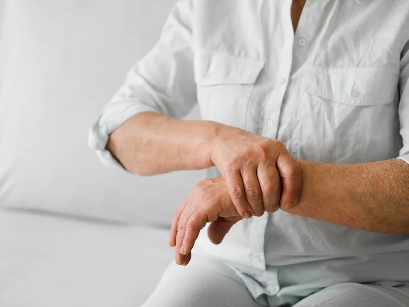 Chiropractic care for carpal tunnel syndrome at Lincoln Park Rehab in Miramar