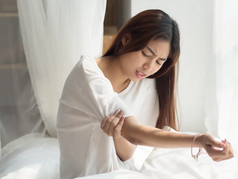 How Lincoln Park Rehab treats elbow pain in Miramar