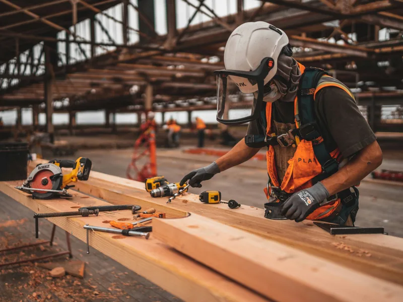 Lincoln Park Rehab treating work injury in Miramar